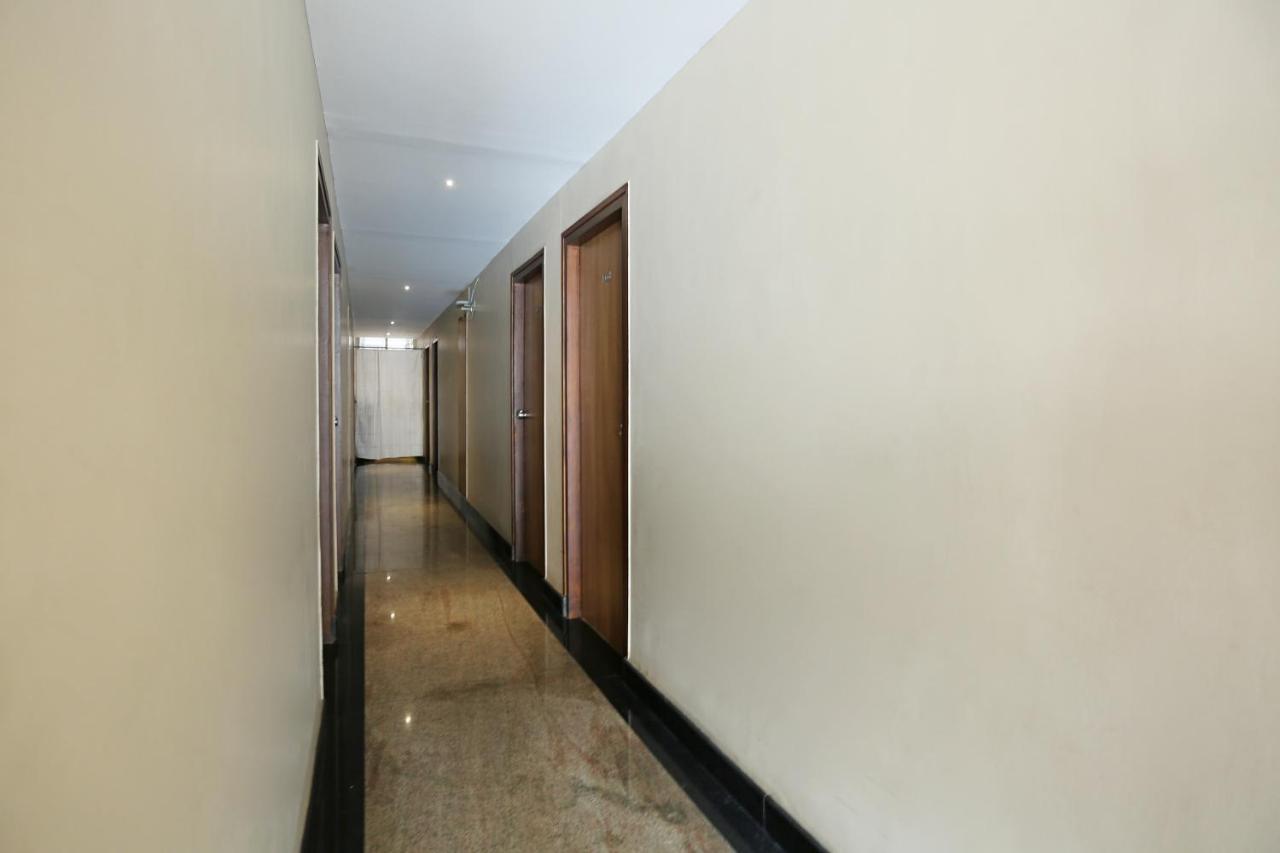 Oyo 6447 Samasth Rooms And Suites Májszúr Kültér fotó