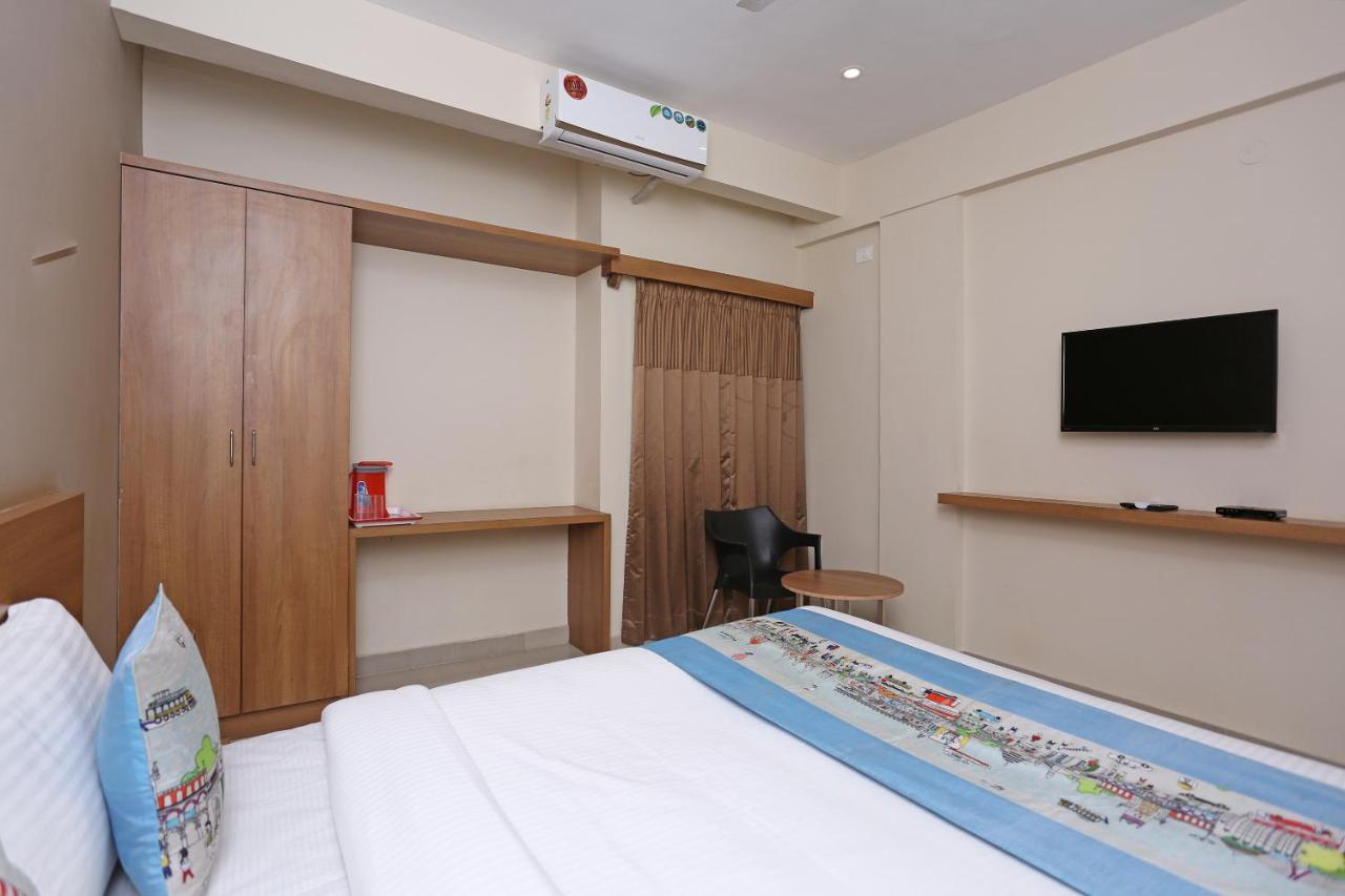 Oyo 6447 Samasth Rooms And Suites Májszúr Kültér fotó