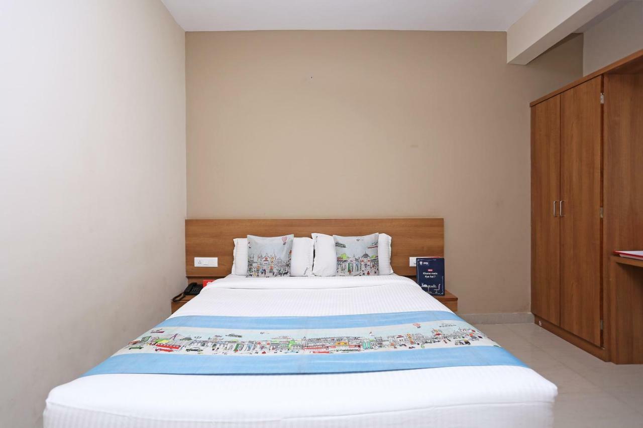 Oyo 6447 Samasth Rooms And Suites Májszúr Kültér fotó